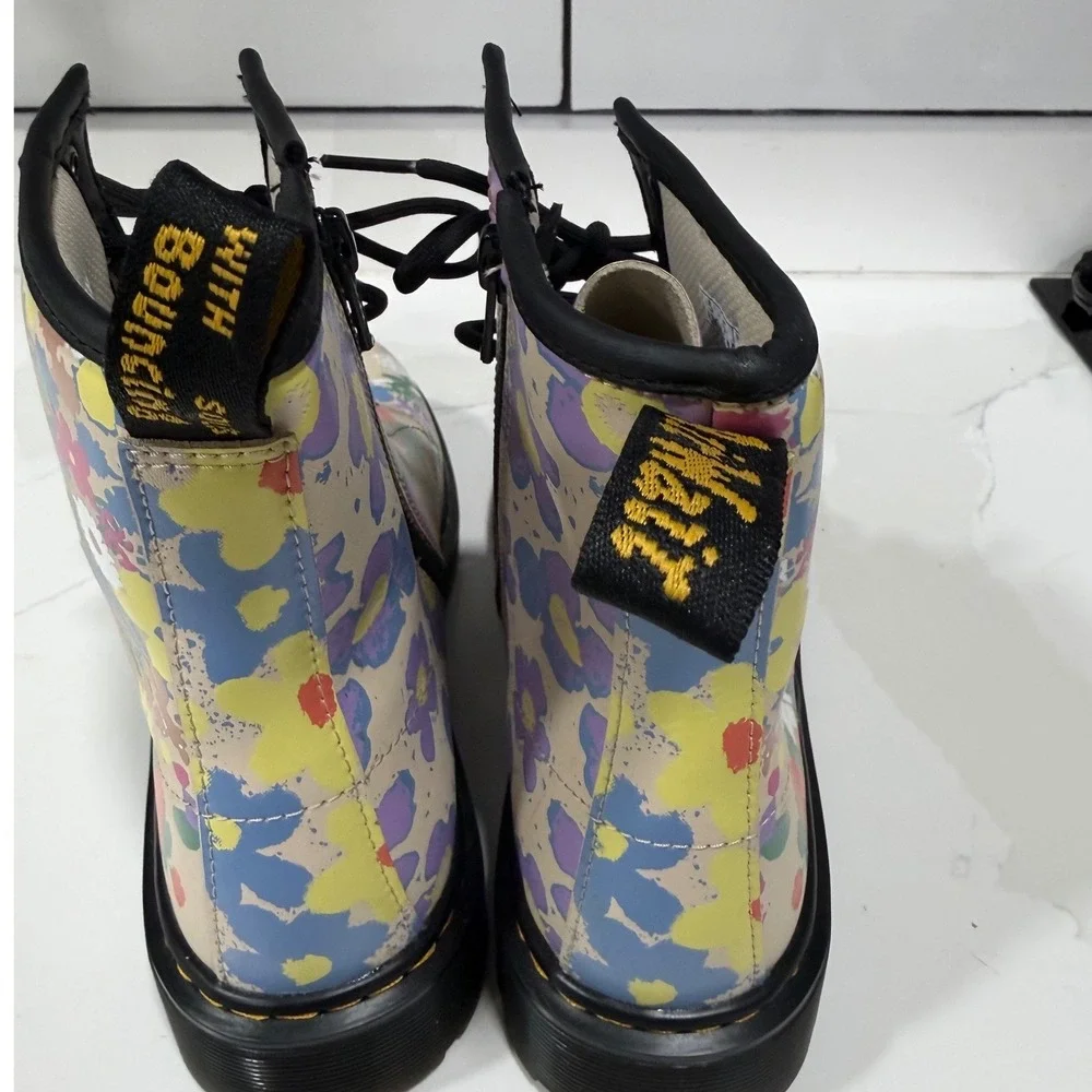 Dr. Martens 1460 Y Floral Combat Boots Kids Size 6M 7L EU 38 Multi‎ Color Zip